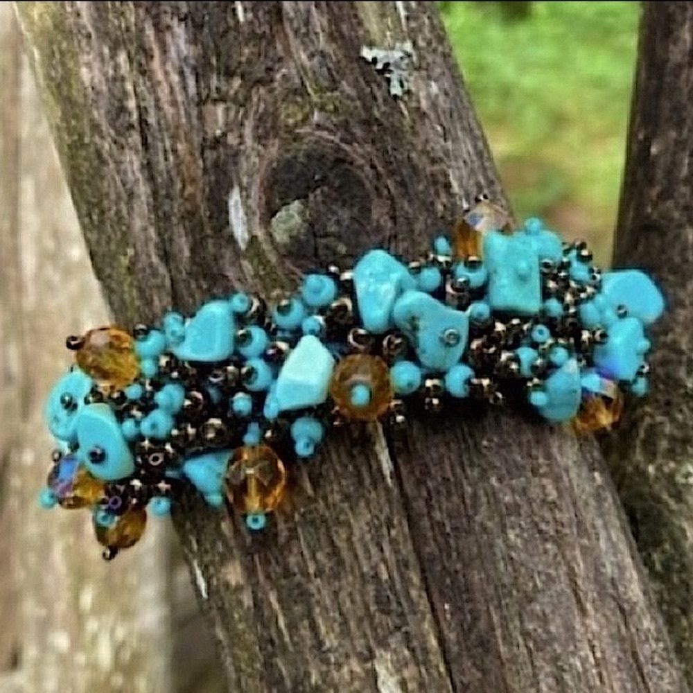 BRACELET 8” ARTISAN MADE Turquoise Blue Bronze Gold Beaded Magnetic Close